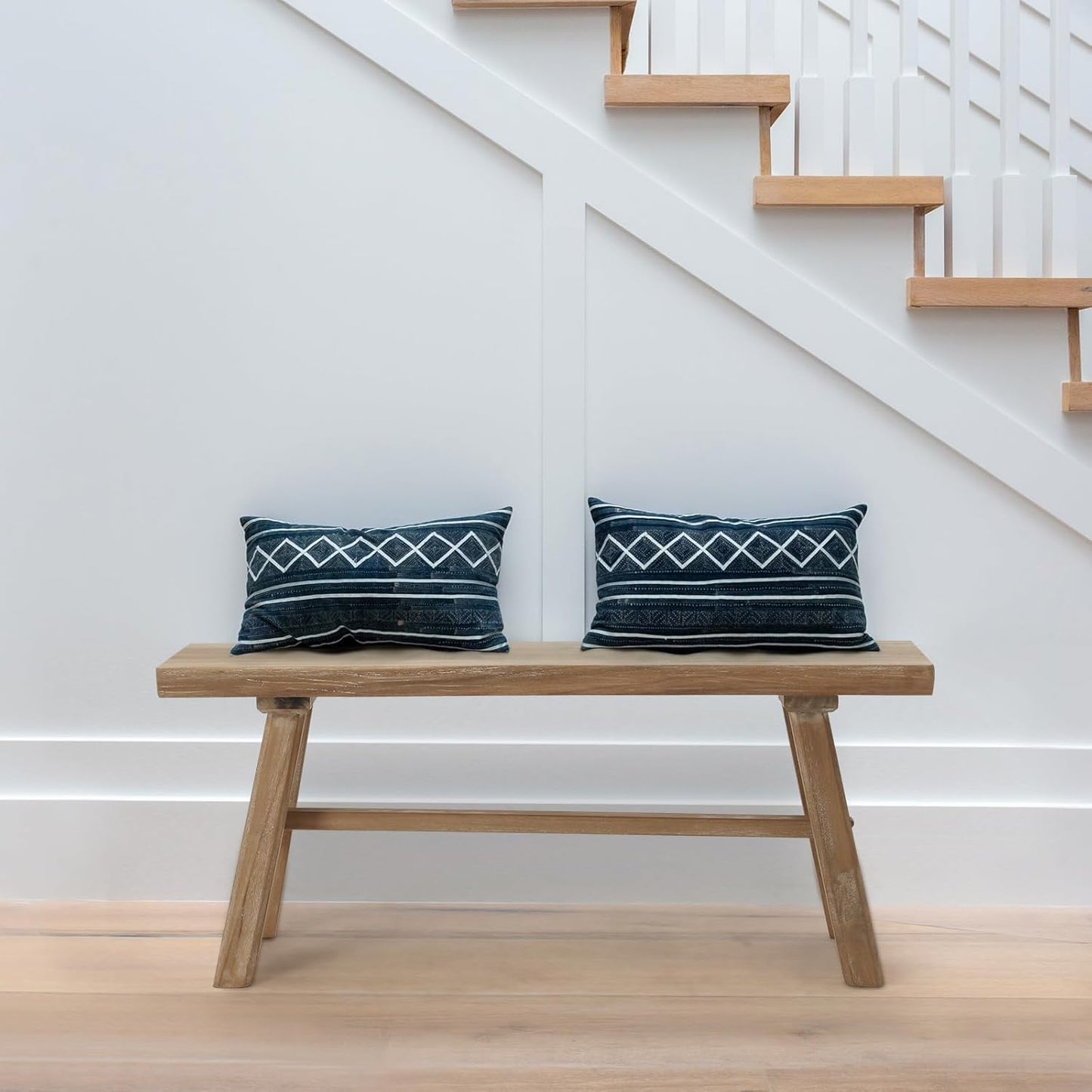 39" Farmhouse Wood Bench, Rustic Solid Wood Dining Room & Entryway Bench Seat for Indoors, Easy Assembly, Natural