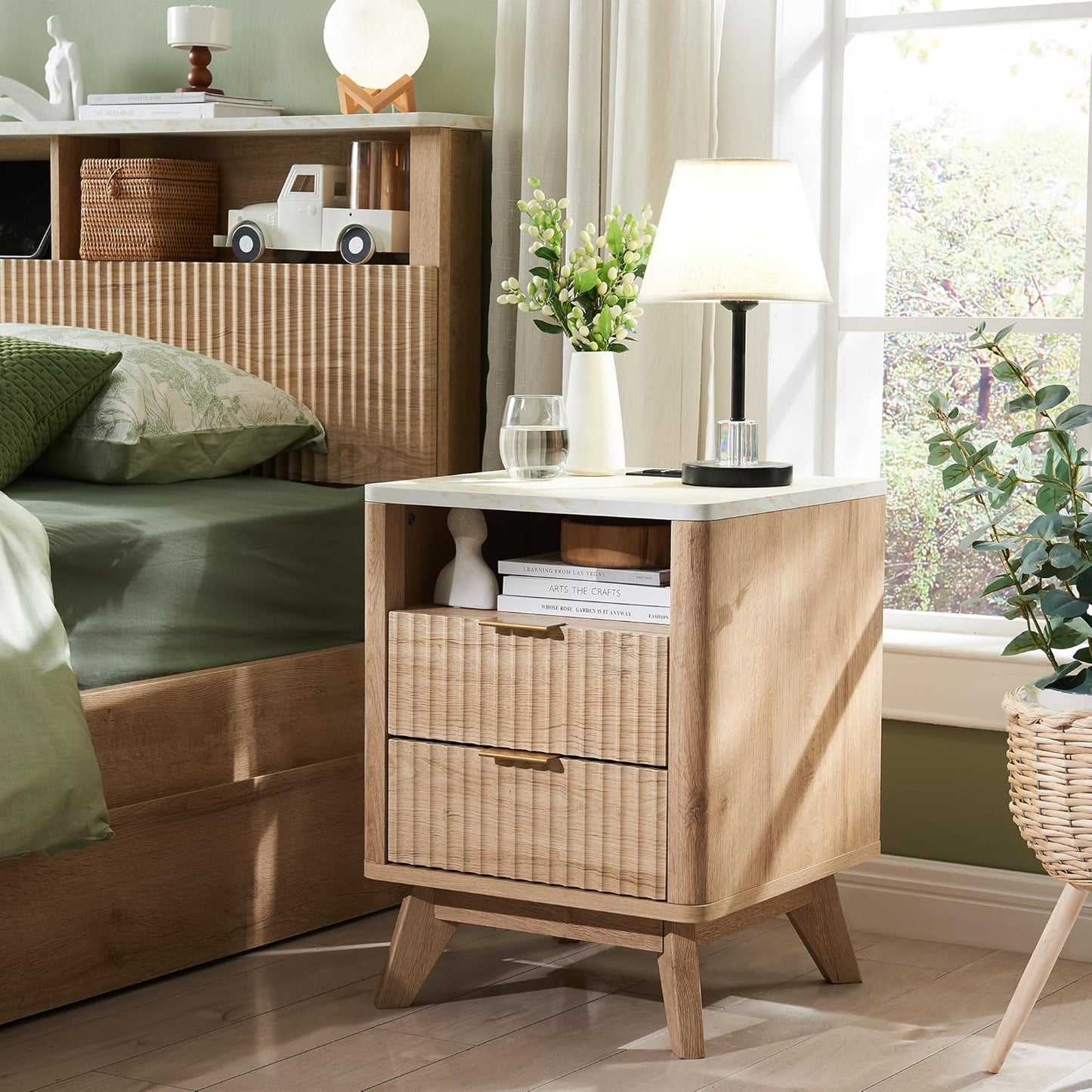 Fluted Nightstand Set of 2 with Charging Station, 18" Modern Side Table with Faux Marble Top, 2 Drawer End Table W/Storage, Bedsidetable for Bedroom, Living Room, Curved Profile, Natural Oak