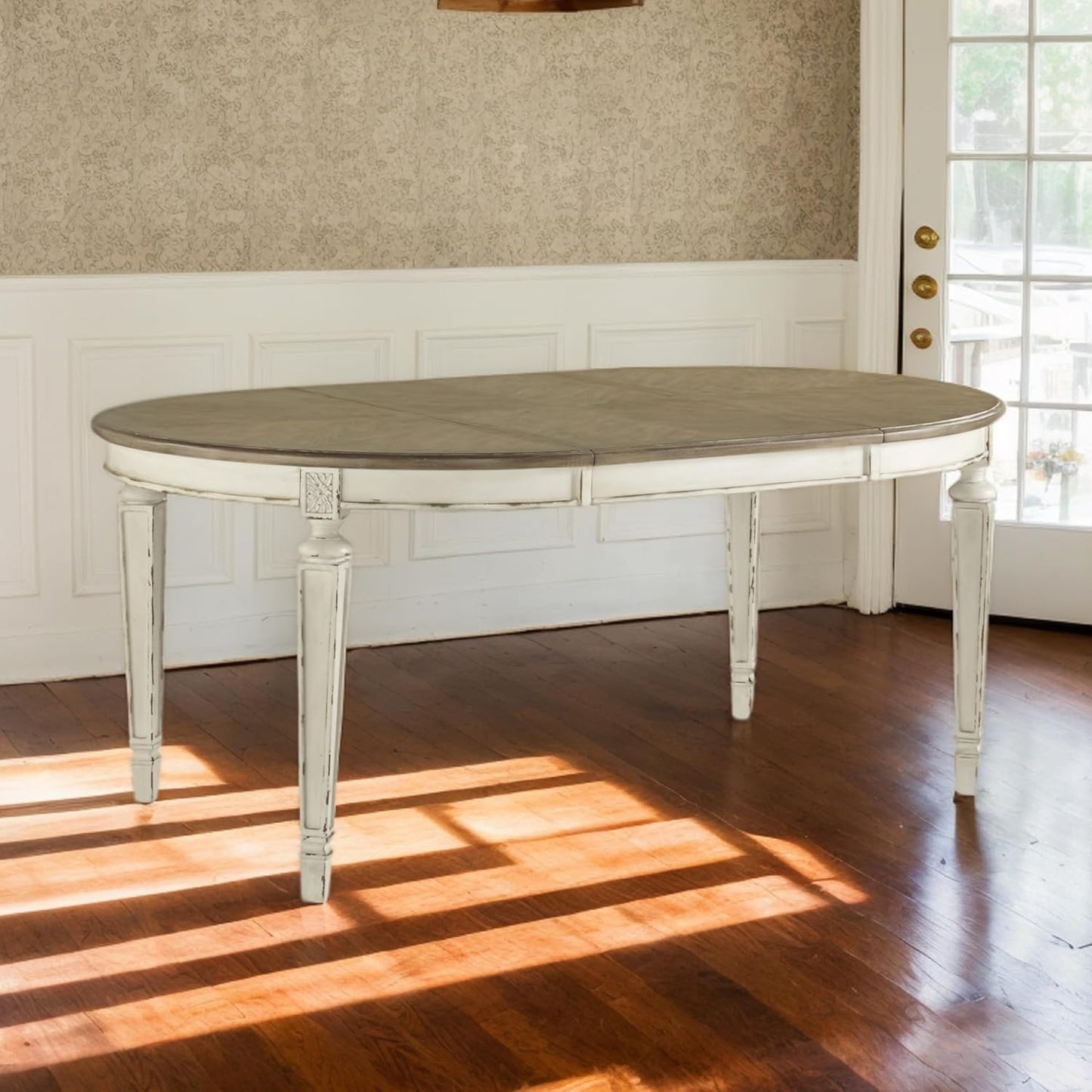 Realyn Dining Room Table, 0, Chipped White