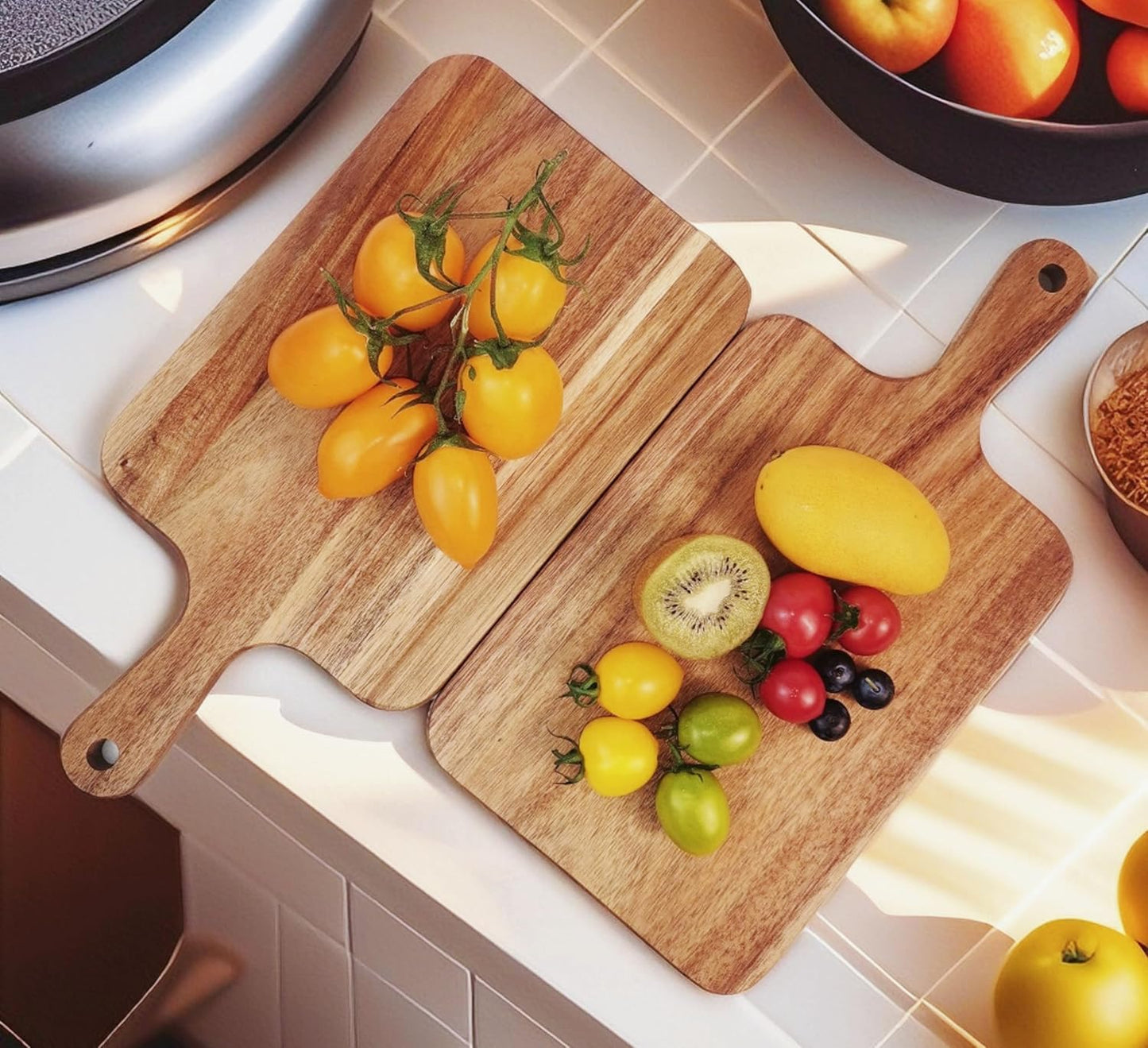 Acacia Wood Cutting Board with Handle, Wooden Cutting Boards, Chopping Board, Charcuterie Board, Serving Board for Cheese, Bread, Pizza, Vegetables & Fruits (1, 13.8"L X 7"W)