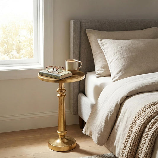 Small round Gold Side Table by Objet D’Art, Accent, End, Pedestal, Martini, Cocktail and Drink Table for Living Room and Small Spaces, Petra Vintage Metal Brass Style Decor, 21” Height