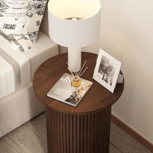 Round Fluted End Table, Small Accent Pedestal Side Table, Wood Fluted Nightstand Bedside Table for Living Room, Bedroom, Handcrafted Finish, Brown