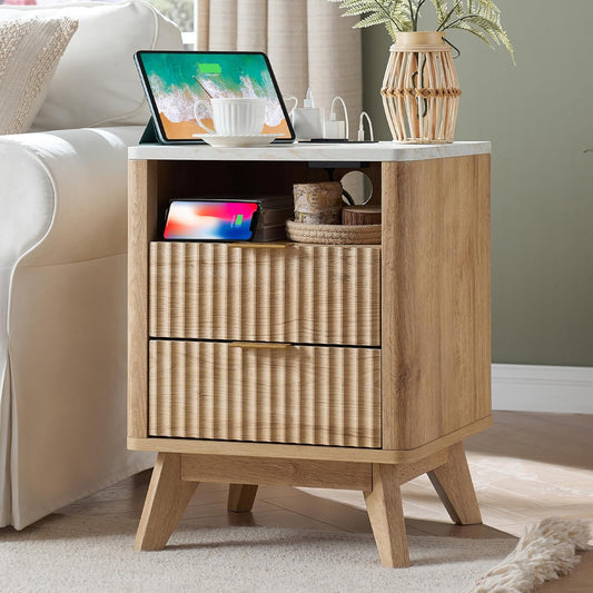 Fluted Nightstand Set of 2 with Charging Station, 18" Modern Side Table with Faux Marble Top, 2 Drawer End Table W/Storage, Bedsidetable for Bedroom, Living Room, Curved Profile, Natural Oak