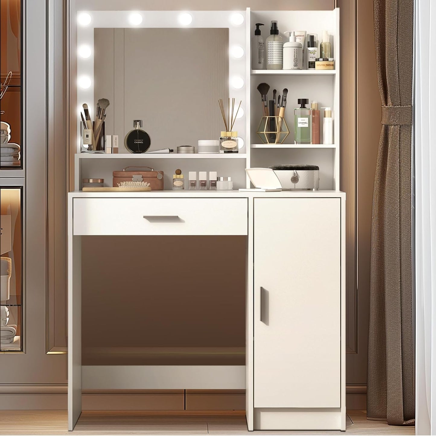Vanity Desk with Mirror and Light, Large Drawer and Three Level Storage Dresser, 3 Lighting Modes Adjustable Brightness, Bedroom Dressing Table (White)