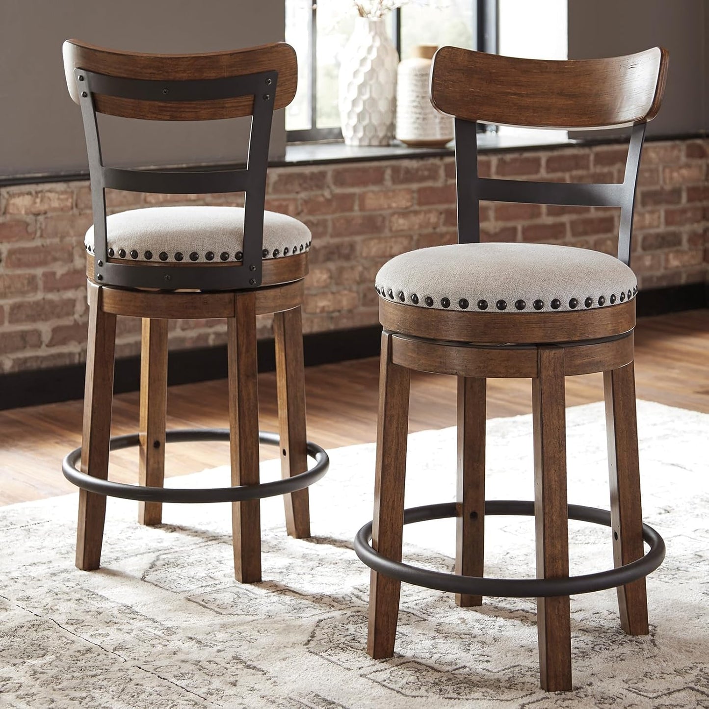 Valebeck Rustic Farmhouse 24.5” Counter Height Swivel Bar Stool, Brown