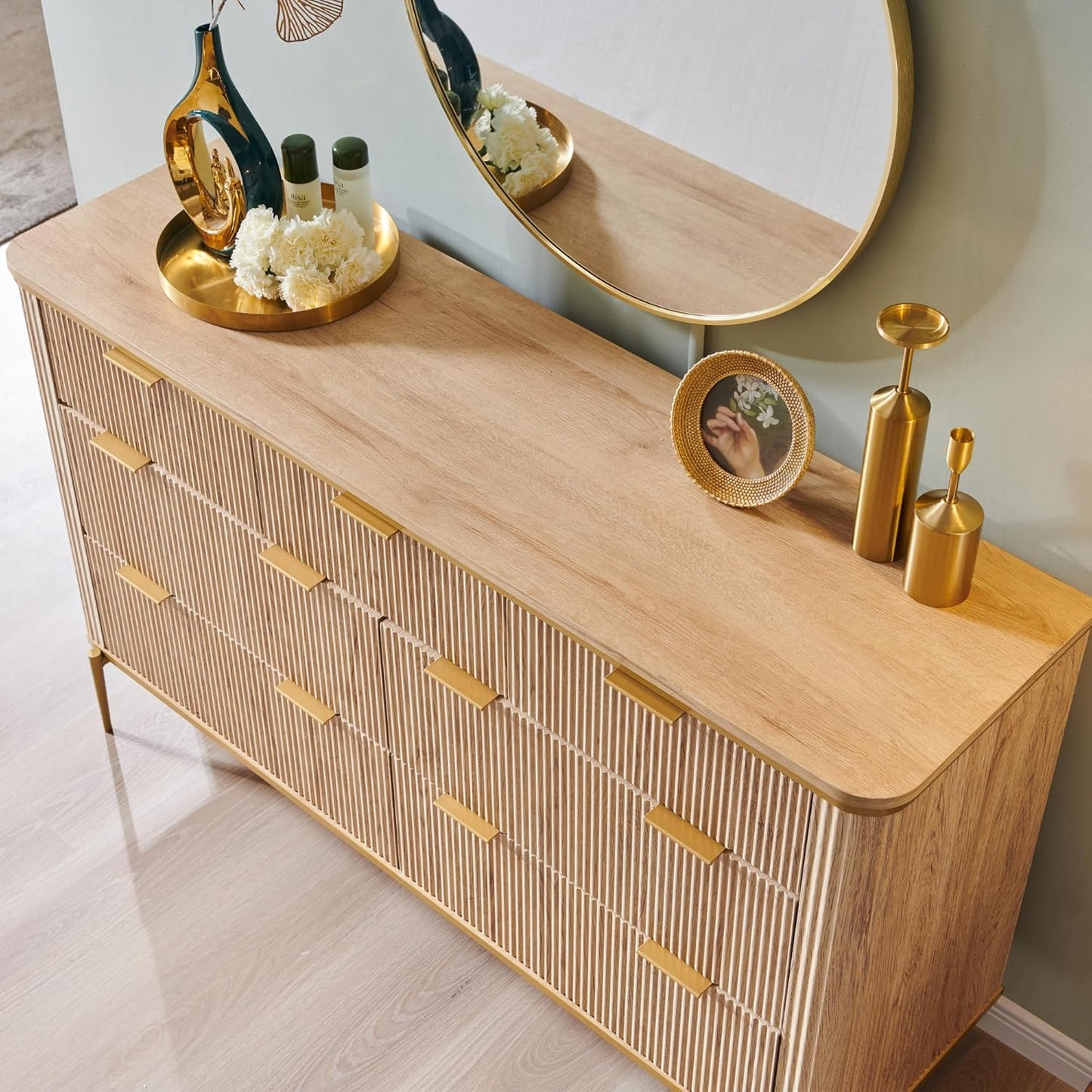 Fluted 7 Drawers Dresser for Bedroom, 54" Wide Modern Dresser TV Stand, Gold Accents, Fluted Fronts, Wood Storage Dressers Organizer for Bedroom, Living Room, Natural Oak