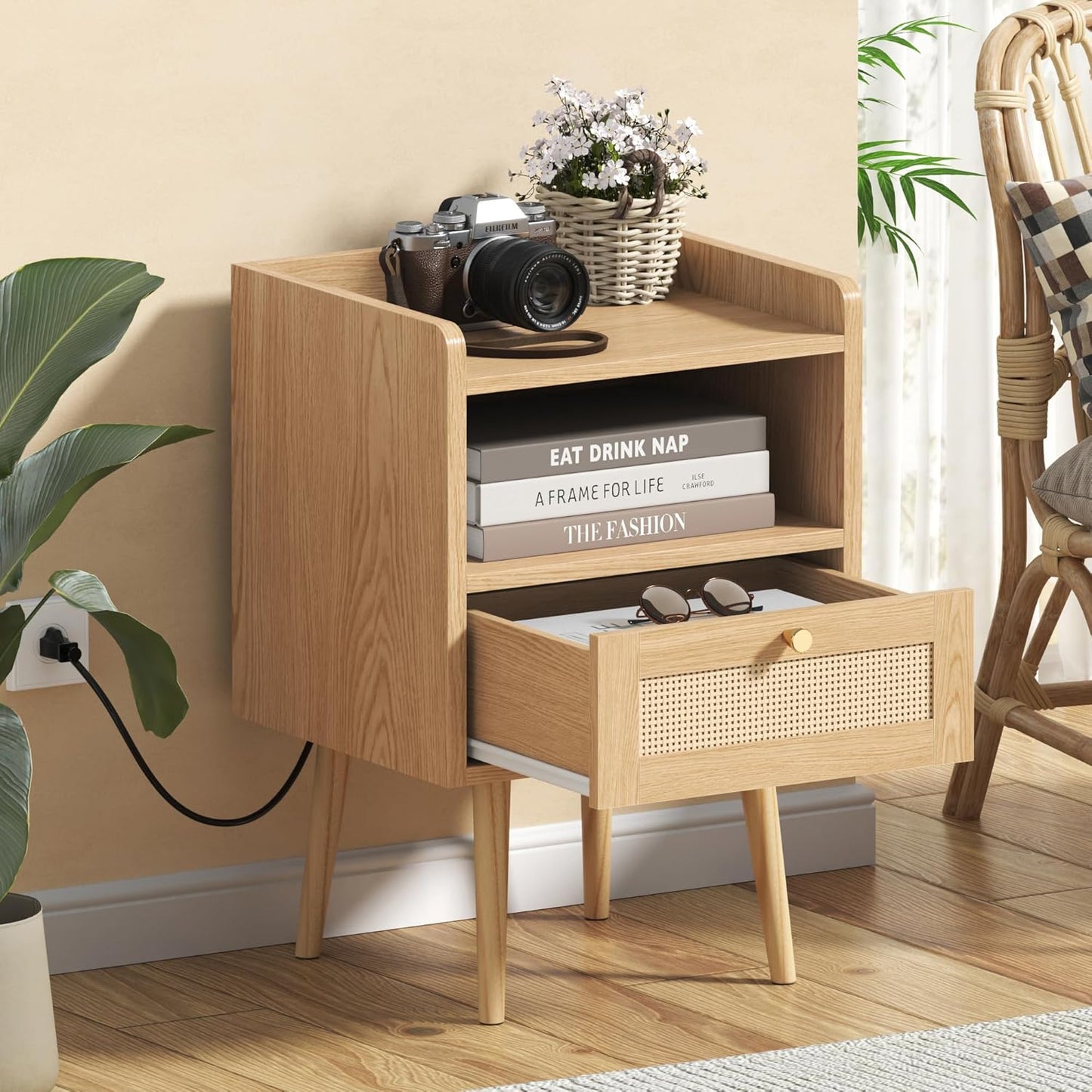 Night Stand Set of 2, Bedside Tables with Charging Station, Rattan End Tables, Boho Bed Side Tables, Wood Nightstands Set of 2 for Kids' Room Farmhouse Bedroom Living Room Dorm Sofa Couch (Natural)