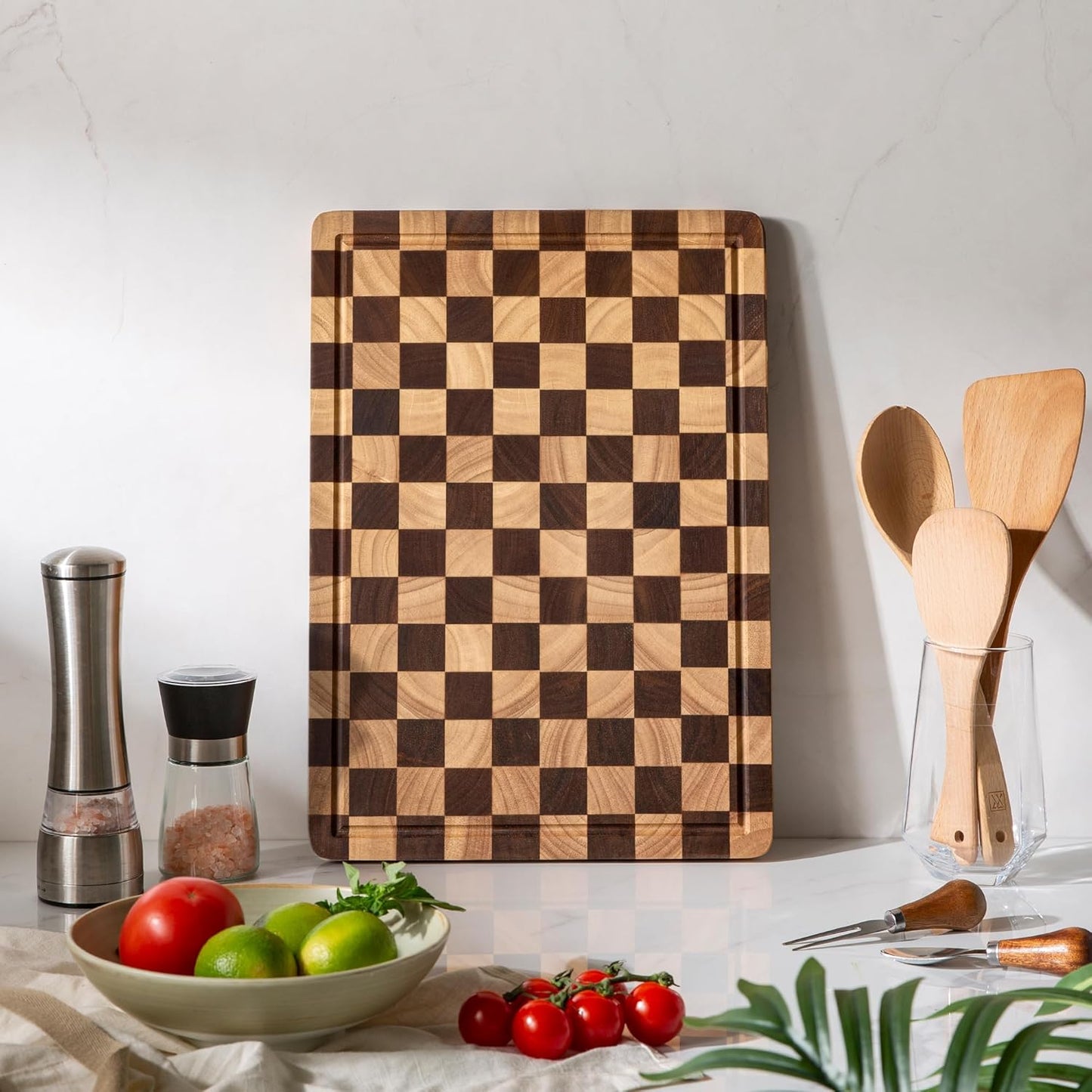 Cutting Boards for Kitchen, Checkered Cutting Board Upgraded, Acacia Wood Chopping Board with Juice Grooves & Handles, Large Butcher Block Serving Tray with Gift Box, 16.5" X 11.6" X 0.8"