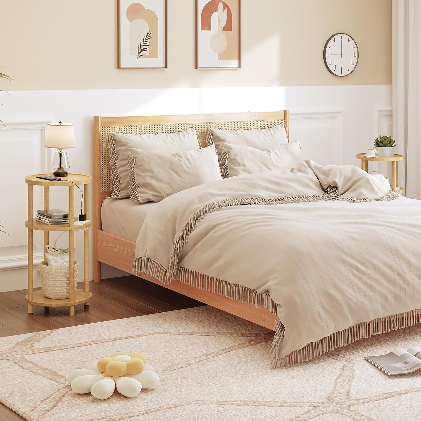 Small round Side Table with Charging Station, 3-Tier round Bamboo End Table, Compact Sofa Bedside Table for Small Space, Easy Assembly, for Living Room, Bedroom, Apartment, Natural YL152UBZ01