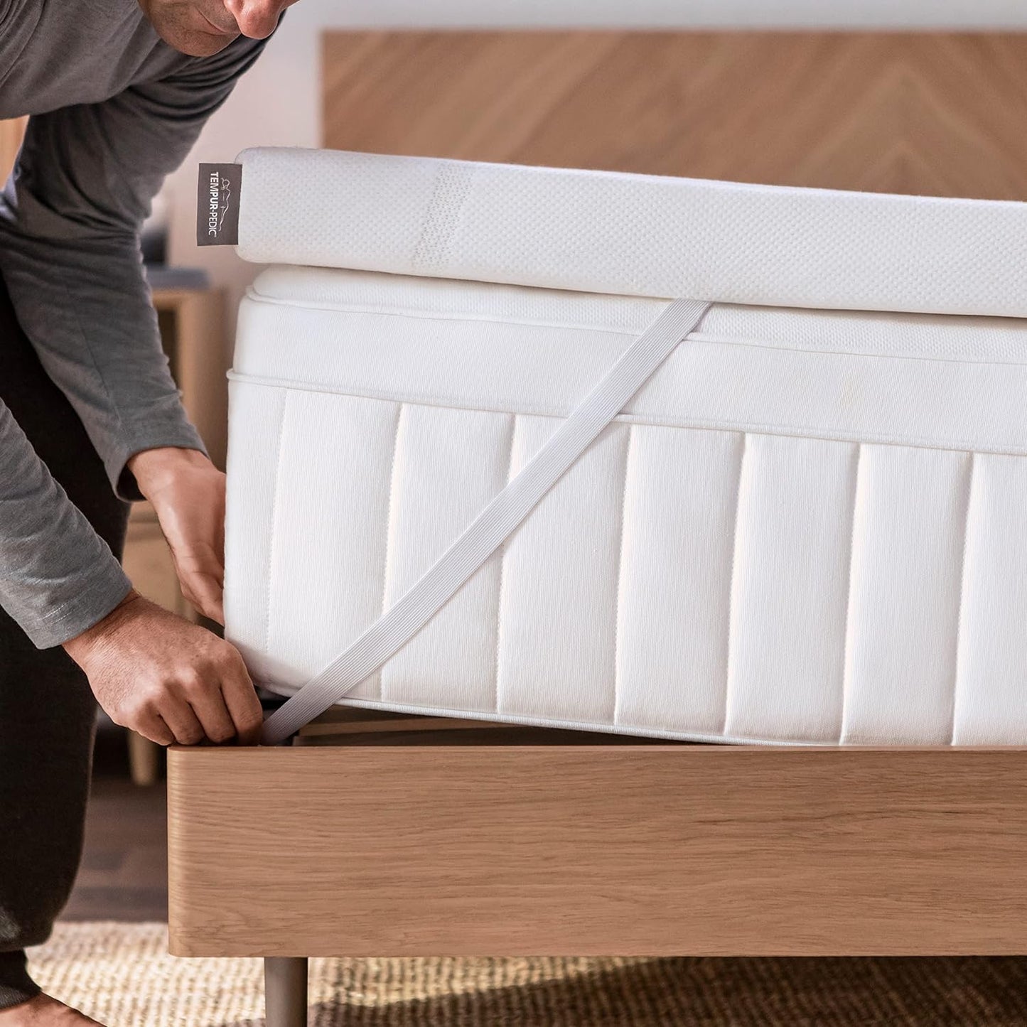 Tempur-Adapt + Cooling 3-Inch King Mattress Topper Medium Luxury Premium Foam, Washable Cover, Medium Cooling Topper,White