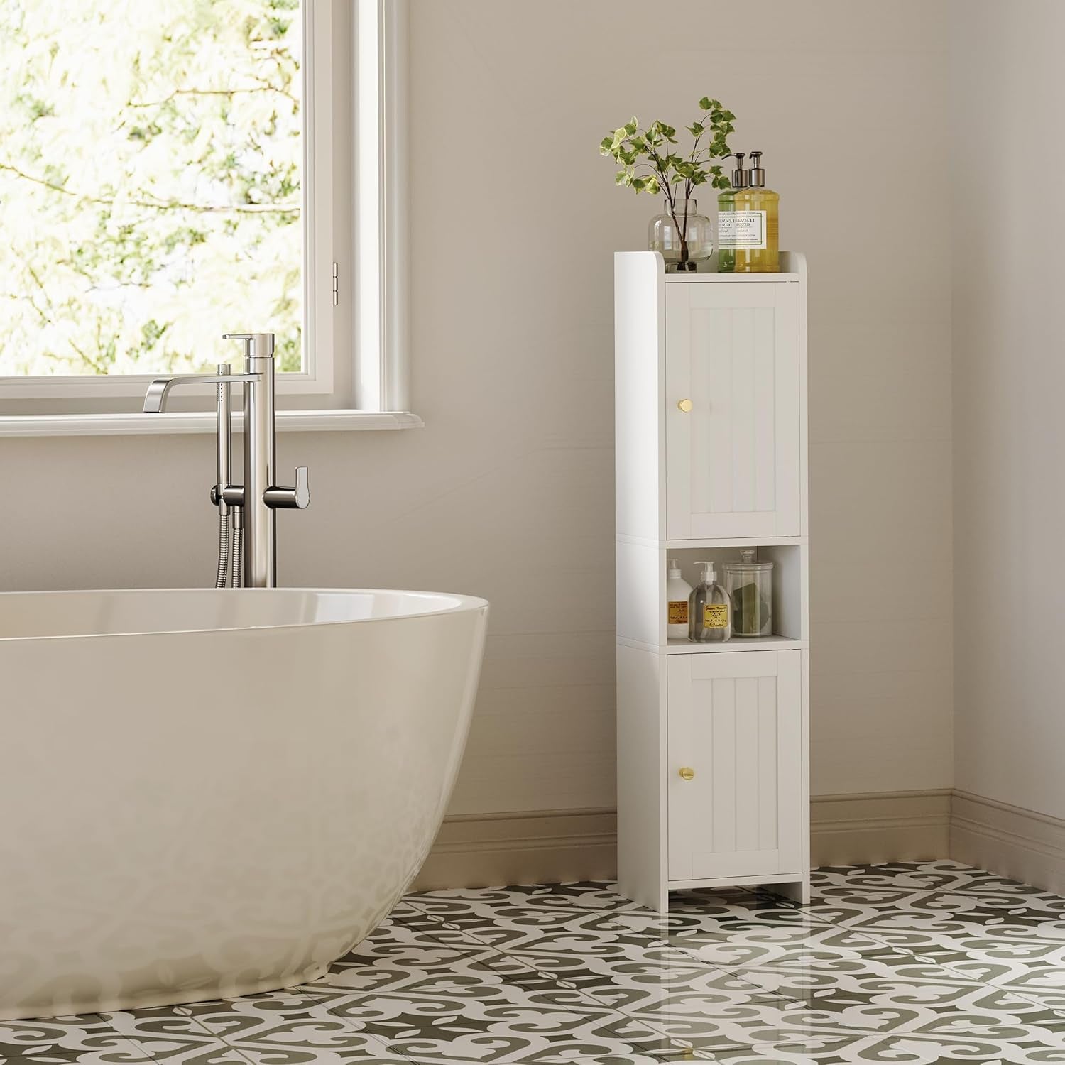 Bathroom Cabinet with 2 Doors, Small Freestanding Storage Cabinet with Adjustable Shelf, Floor Cabinet for Small Spaces, Bathroom, Entrances, Kitchen, White