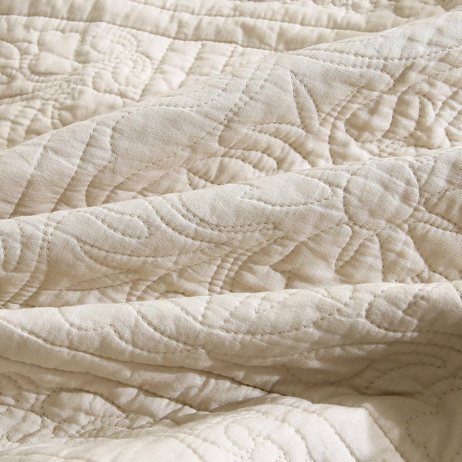 100% Cotton Quilted Pillow Sham Floral Printed Pillow Cover (King, Beige)