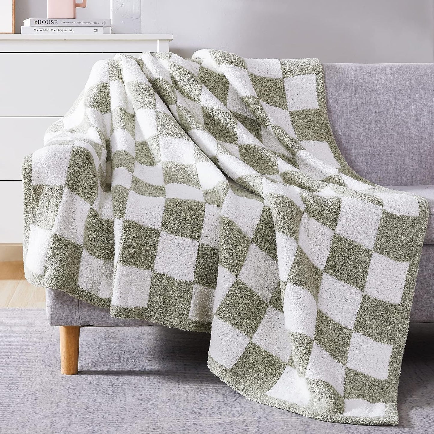 Checkered Throw Blanket, Sage Green Soft Cozy Fluffy Hand Made Throw Blankets for Couch, Sofa, Chair, Bed, Camping, Picnic, Travel Lightweight Bed Blankets for Women Mothers Birthday Gifts