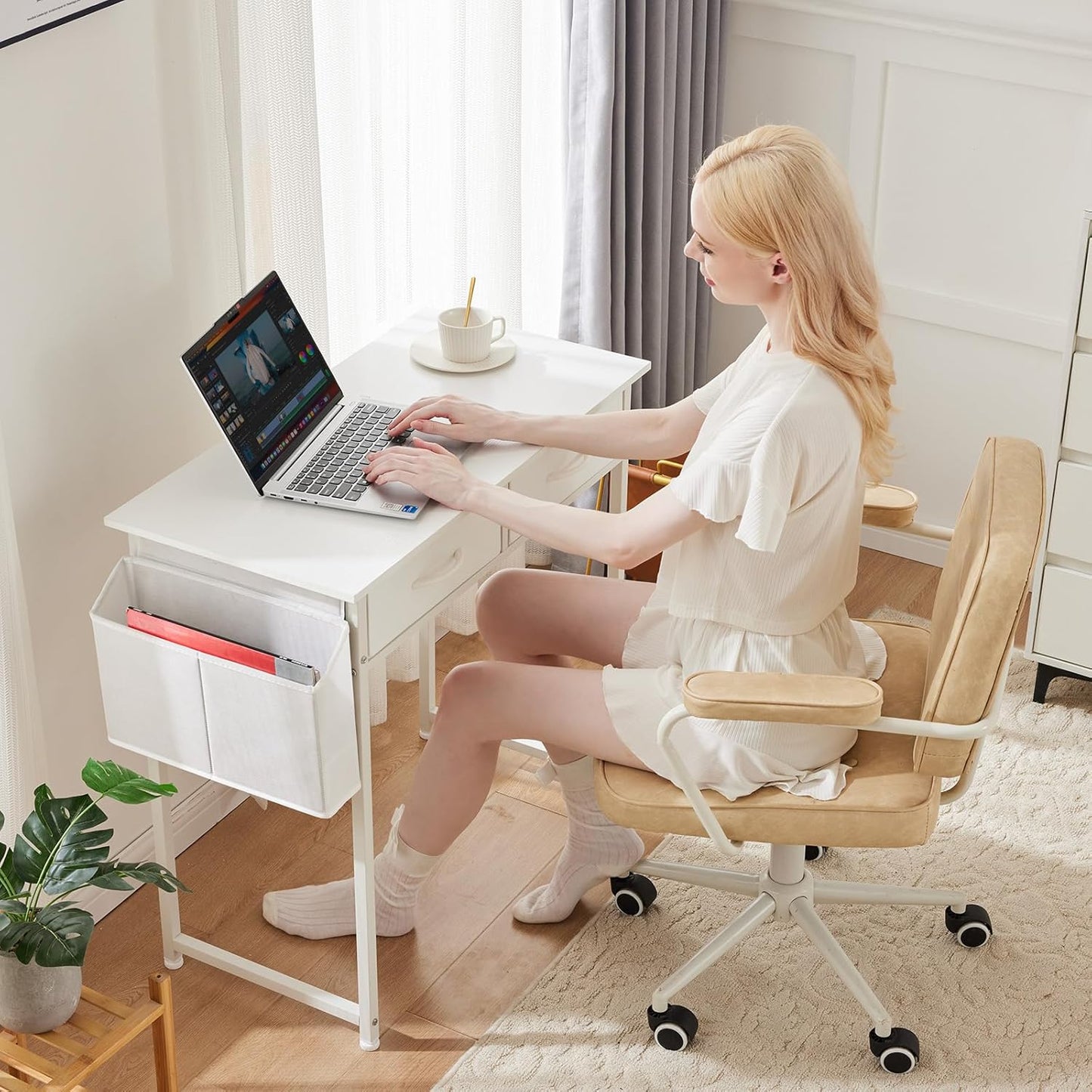 32 Inch Small Desk with Drawers, Home Office Computer Desk with Storage Bag and Headphone Hook, Study Writing Table with Adjustable Feet for Bedroom, White