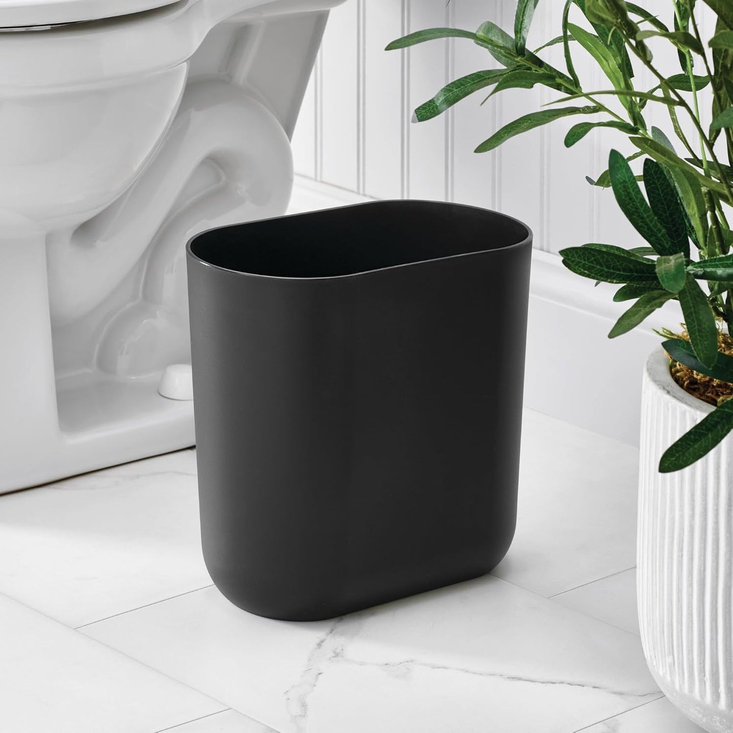Idesign Small Slim Plastic Bathroom Trash Can, Garbage Can for Bedroom, Office, Desk, Dorm, Black