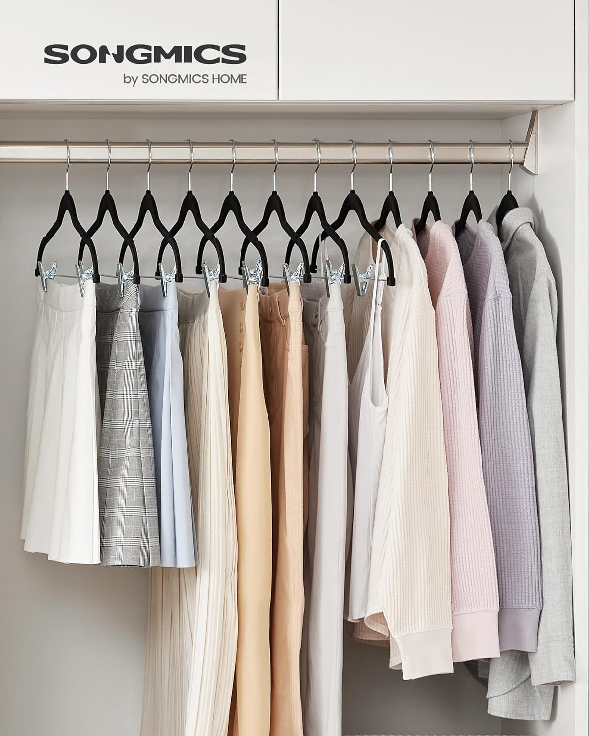 30-Pack Pants Hangers, 16.7-Inch Long Velvet Hanger with Adjustable Clips, Heavy-Duty, Non-Slip Skirt Hangers, Space-Saving for Pants, Skirts, Coats, Dresses, Black UCRF12B30