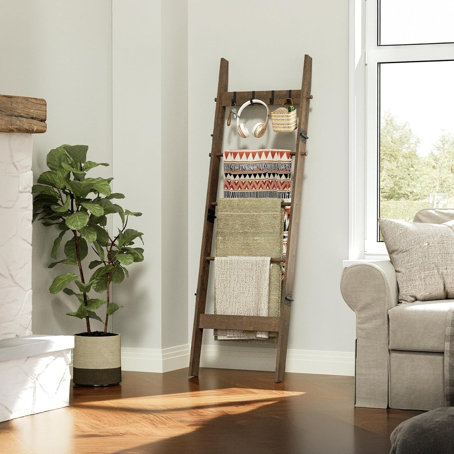 5-Tier Bamboo Ladder Shelf, Farmhouse Style Blanket Ladder, Rustic Decorative Ladder with 4 Removable Hooks, Brown