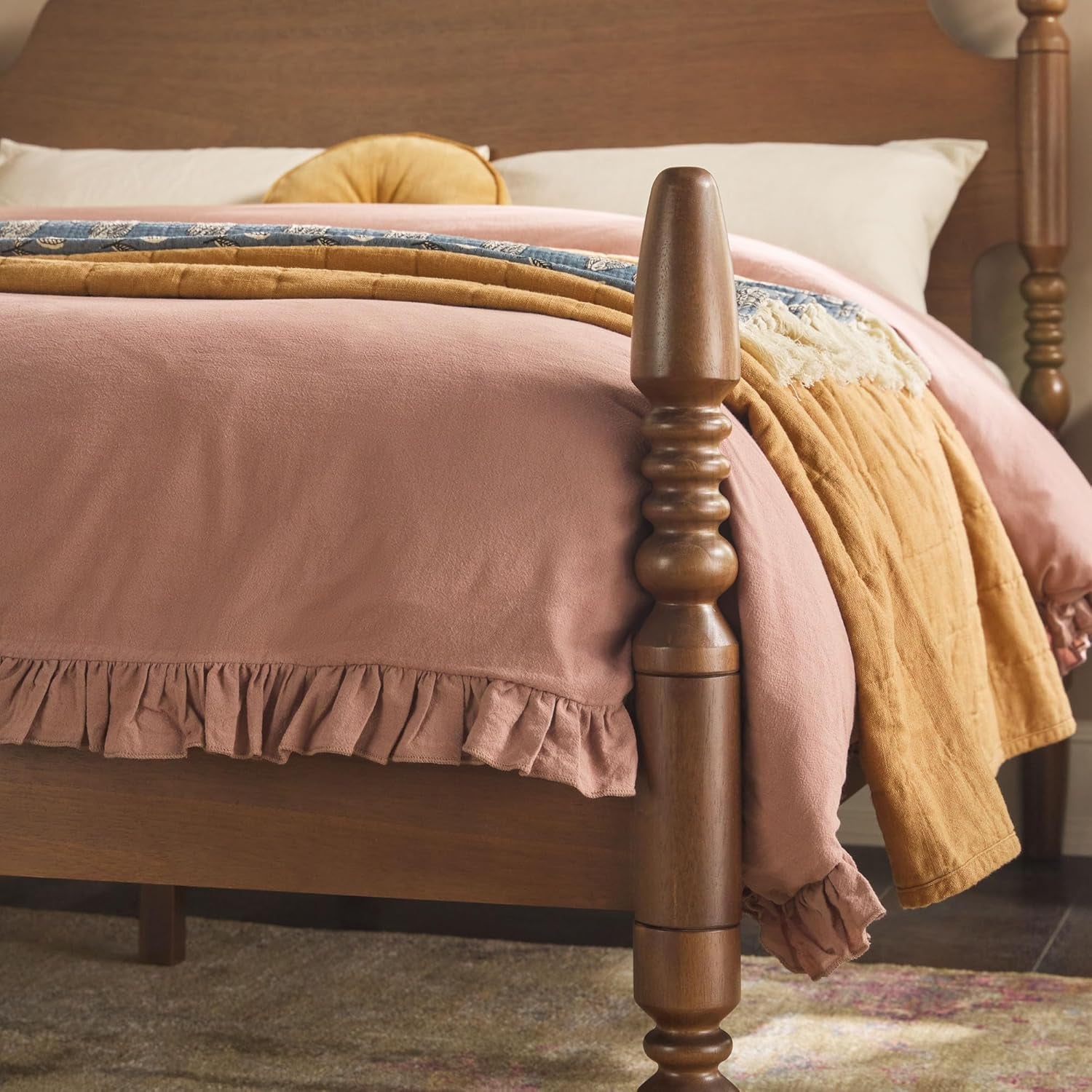 EZ Assembly™ Traditional Wood Spindle Post Bed, Modern Farmhouse Bed Frame Queen Bed Frame with Headboard, No Box Spring Required, Queen Size, Dark Brown