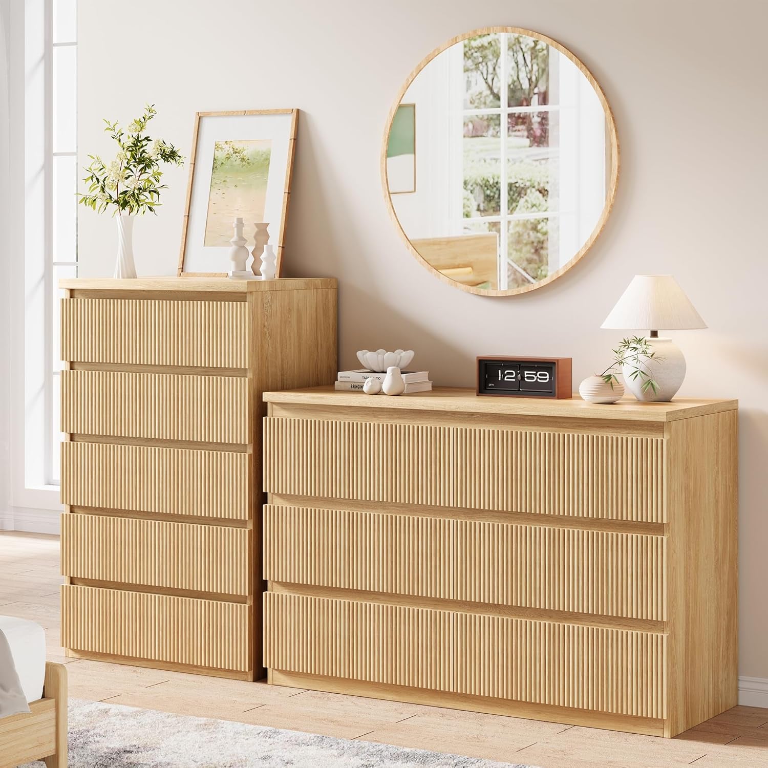 Fluted 5 Drawer Dresser for Bedroom, 43" Tall Dresser for Bedroom, Modern Fluted Chest of Drawers, Handle-Free/Floor-Mounted Wood Drawer Dresser for Living Room, Bedroom, Entryway, Hallway (Oak)