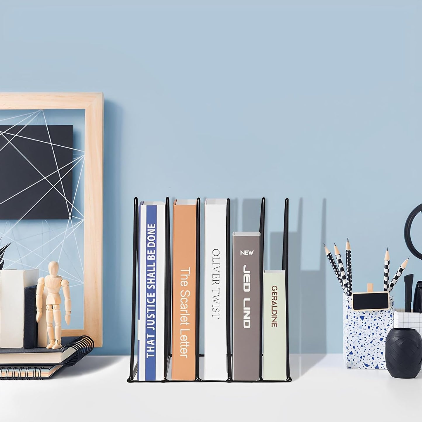 Triangle File Holder,5 Slot Metal Vinyl Record Stand Holder Magazine Newspaper Holder Photography Props for Office Home 1 Pc (Black)