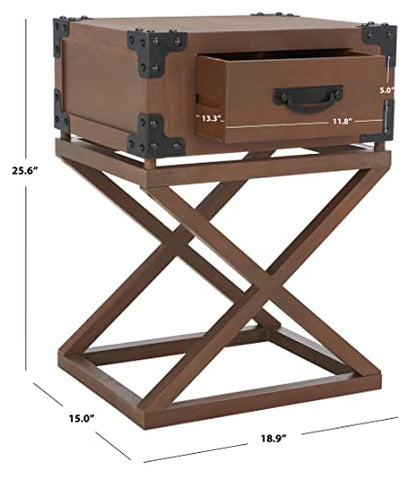 SAFAVIEH Home Collection – Dunstan Sepia Accent Table with Drawer, British Campaign Style Side Table, Trunk Corner Detail (AMH5720B)