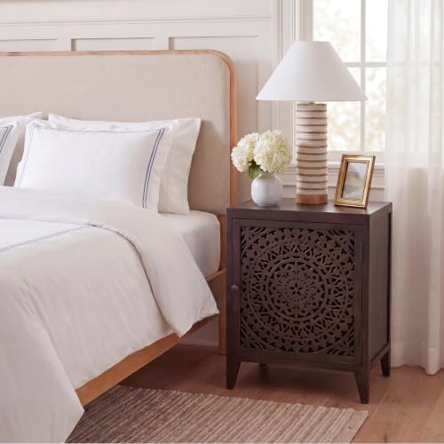 SAFAVIEH Furniture - Thea 1-Door Carved Nightstand - Brown - Mango Wood - Artisan Global Design - Ideal for Bedroom, 20"W x 14"D x 26"H - Fully Assembled (NST5300A)