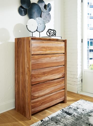 Signature Design by Ashley Dressonni Farmhouse 5-Drawer Chest of Drawers with Beveled Edge and Felt Lining, Light Brown