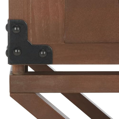 SAFAVIEH Home Collection – Dunstan Sepia Accent Table with Drawer, British Campaign Style Side Table, Trunk Corner Detail (AMH5720B)
