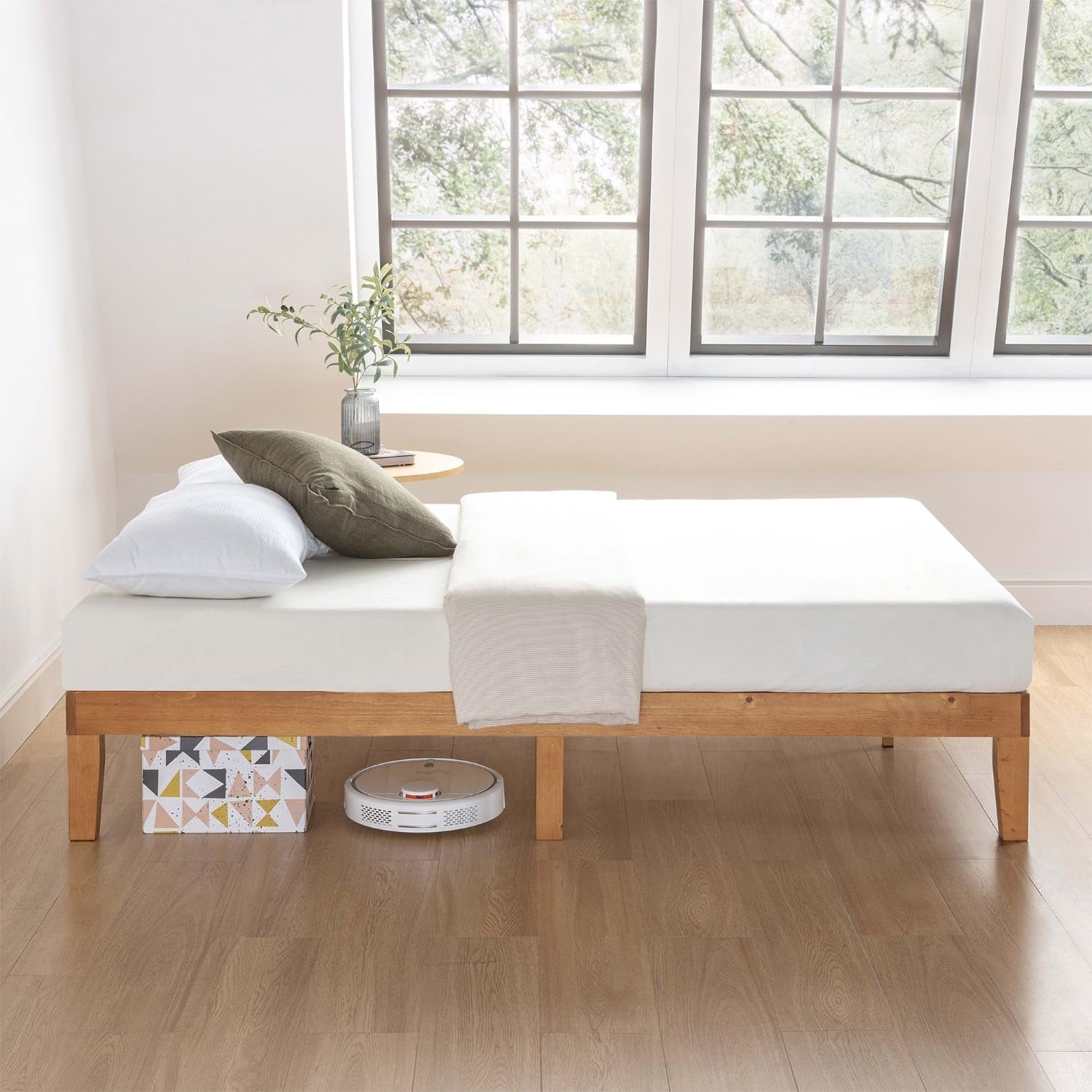 Naturalista Classic - 12 Inch Solid Wood Platform Bed with Wooden Slats, No Box Spring Needed, Easy Assembly, Queen, Pine