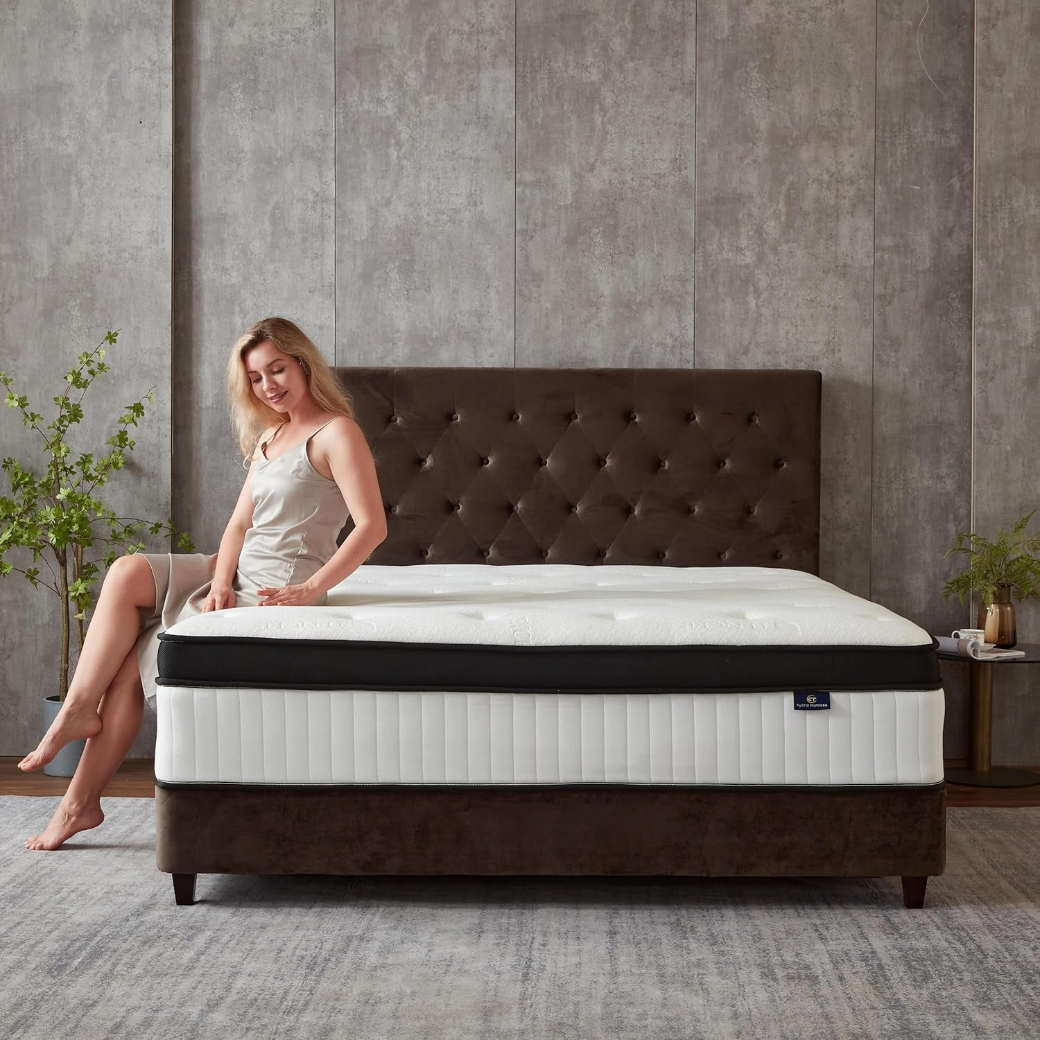 Twin Mattress, 10 Inch Hybrid Mattress in a Box, Memory Foam and Pocket Springs, Fiberglass Free, Soft and Breathable, Medium Firm Feel