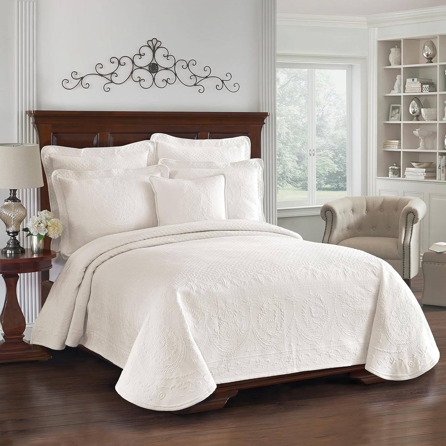 King Charles Modern Farmhouse Floral Matelasse Decorative Pillowcase, 100% Cotton Breathable Bedding, King Sham (20" X 36"), Ivory