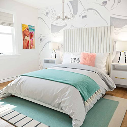 Tov Furniture Arabelle Upholstered Velvet Bed (White, Queen (U.S. Standard))