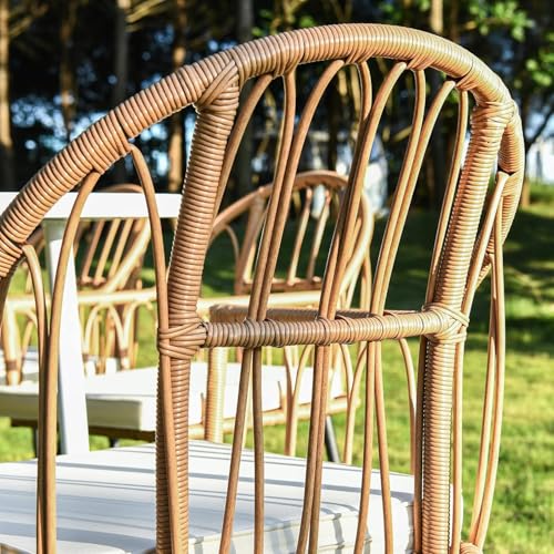 4 Pieces Rattan Wicker Dinning Chairs, Outdoor Indoor Patio Furniture Set with Cushion and Curved Back All Weather Bistro Chair for Garden Backyard Porch Poolside Restaurant (Beige)