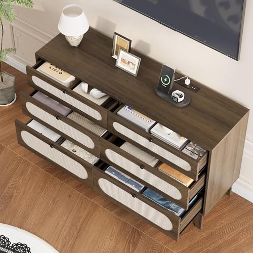 Rattan 6-Drawer Storage Dresser with USB Ports and Power Outlets, Wooden Chest for Bedroom and Living Room, Natural Oak Finish