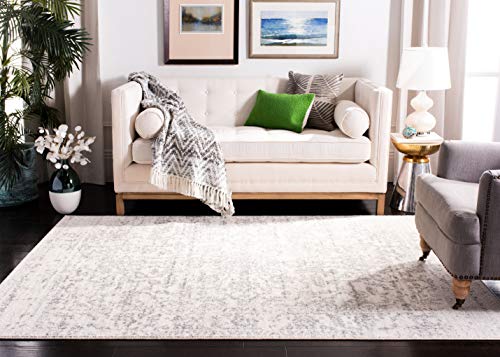 SAFAVIEH Madison Collection Area Rug - 6'7" x 9'2", Silver & Ivory, Snowflake Medallion Distressed Design, Non-Shedding & Easy Care, Ideal for High Traffic Areas in Living Room, Bedroom (MAD603G)