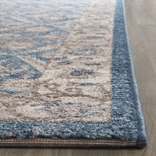 SAFAVIEH Sofia Collection Area Rug - 6'7" x 9'2", Blue & Beige, Vintage Oriental Distressed Design, Non-Shedding & Easy Care, Ideal for High Traffic Areas in Living Room, Bedroom (SOF378C)