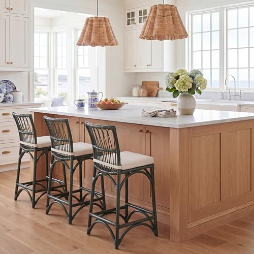 SAFAVIEH Furniture - Zorianna 23.6" Seat Height Counter Stool - White & Forest Green - Handwoven Rattan Design - Fully Assembled - Ideal for Kitchen, Dining Room & Kitchen Island (BST6508D)
