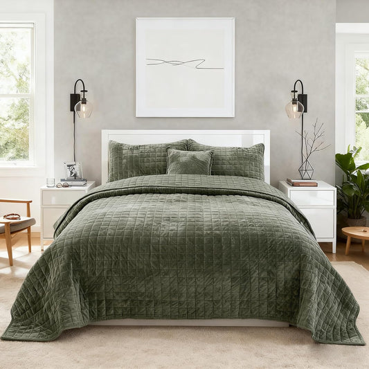 Quilt Set Oversized King Size 120X120 Luxurious Velvet Bedding Sets with 2 Pillow Shams 20X36 3 Pieces Ultra Soft Quilted Bedspread Coverlet Comforter for All Season,Army Green