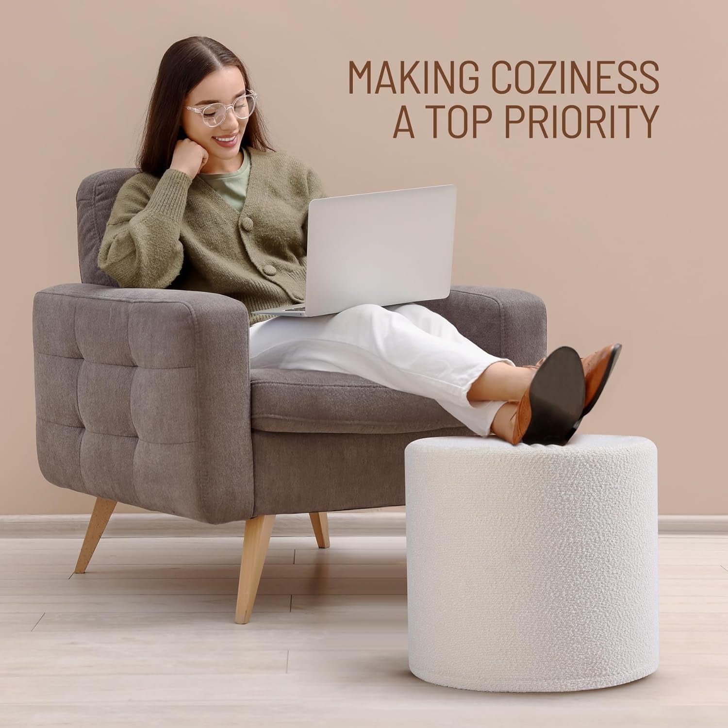 Round Pouf Ottoman and Foot Rest, Soft Boucle Footstool Ottomans for Living Room, Comfort Sponge Stuffed Poofs for Couch Desk Resting Your Feet, White(17.1" D X 17.1" W X 14" H)
