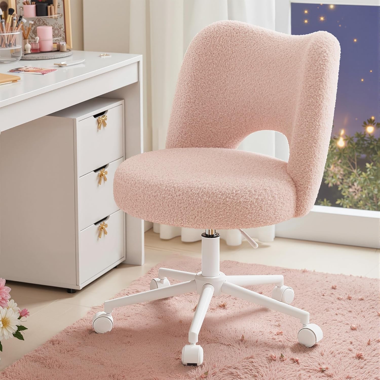 Vanity Chair with Wheels Pink,Cute Vanity Chair with Back,Ultra-Plush Fleece Cute Desk Chair, Small Office Chair Height Adjustable,For Make-Up Room,Bedroom
