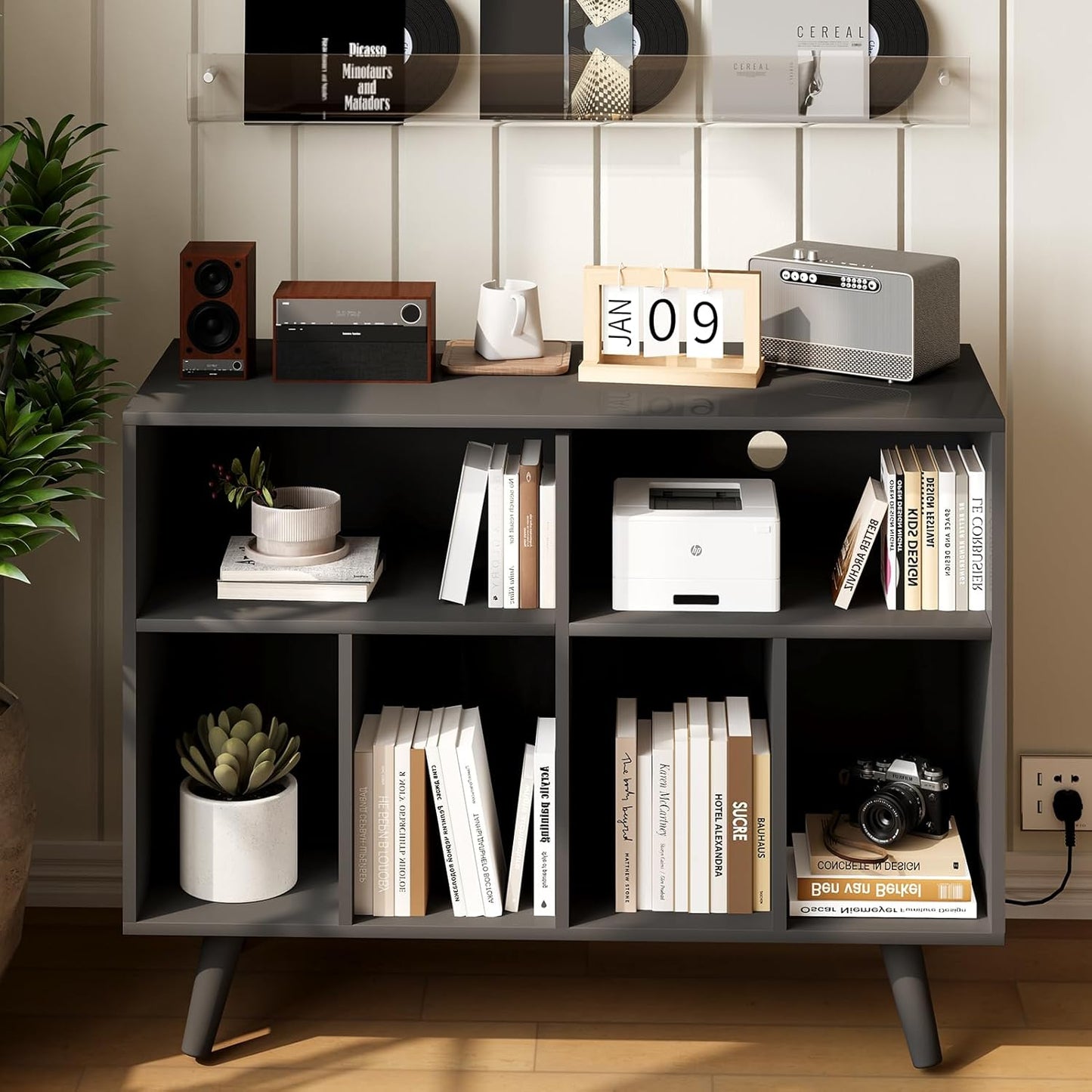 Record Player Stand with Vinyl Storage, 39.5In Large Vinyl Record Holder Player Cabinet Wood Turntable Stand up to 350 Albums with Charging Station for Living Room, Black