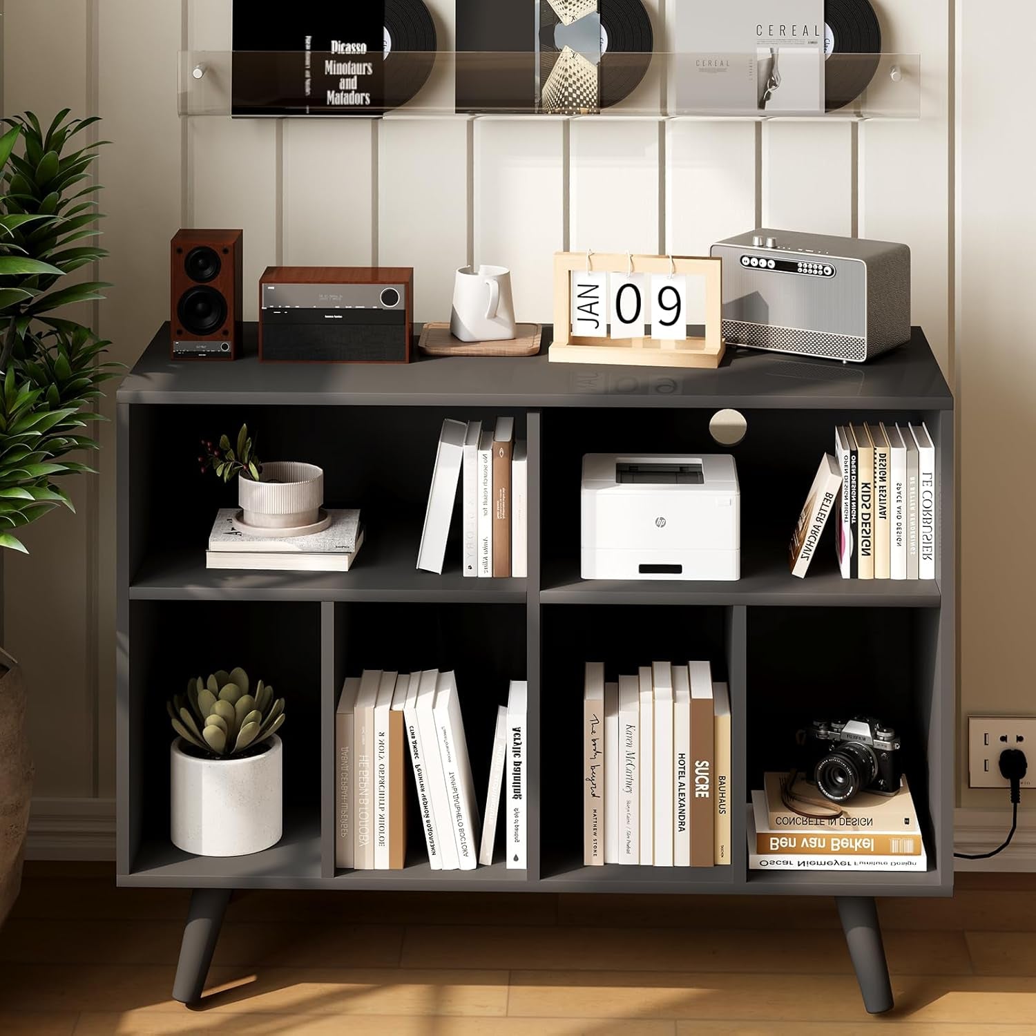 Record Player Stand with Vinyl Storage, 39.5In Large Vinyl Record Holder Player Cabinet Wood Turntable Stand up to 350 Albums with Charging Station for Living Room, Black