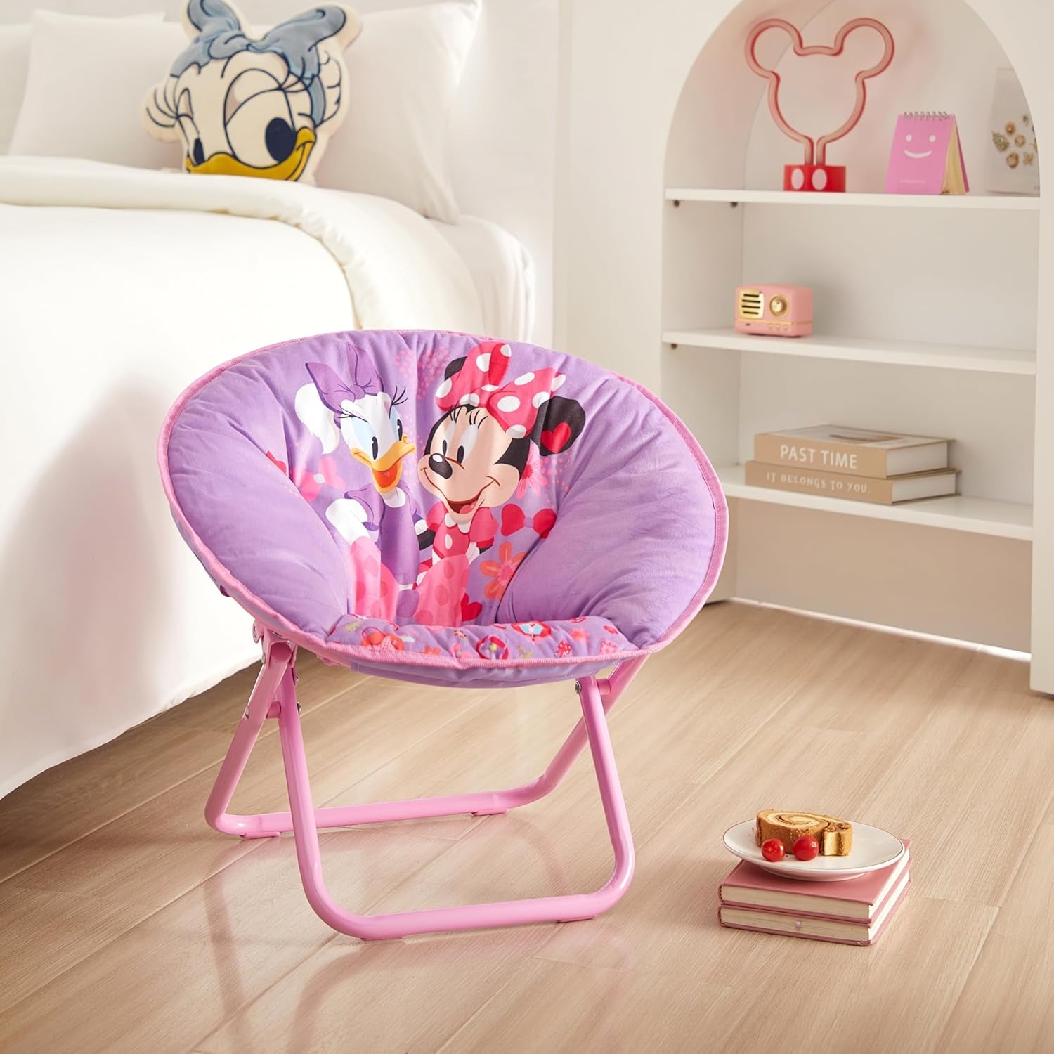 Disney Minnie Mouse Toddler Saucer Chair 19” Folding Kids Chair, Ages 3+, Portable & Lightweight, Cozy Padded Seat for Playroom, Bedroom