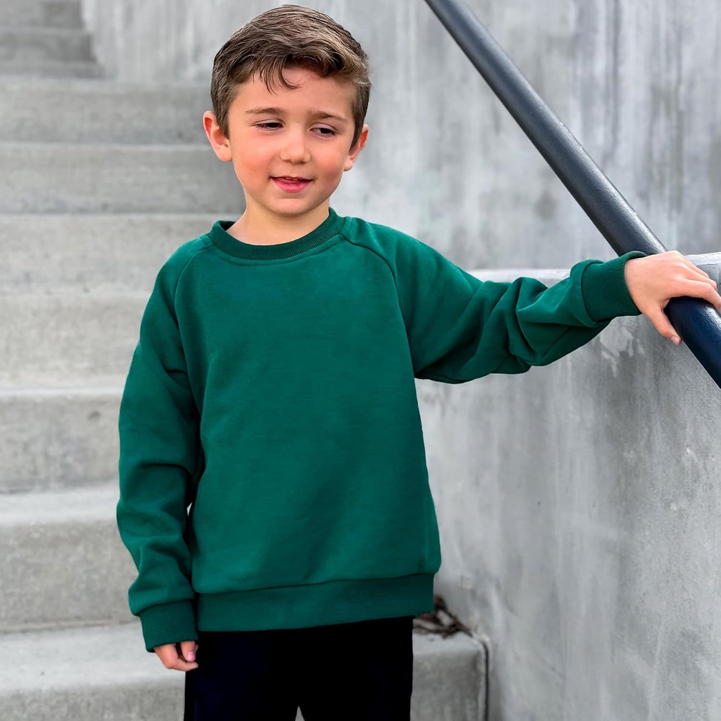 Boys Crewneck Sweatshirt Youth Fleece Sweatshirts Long Sleeve Basic Pullover Soft Warm Thin Fleece for Kids