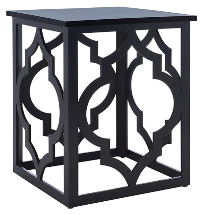 SAFAVIEH Home Collection – Milo Black Trellis End Table, Quatrefoil Open Frame Accent Table, Fully Assembled (AMH1508E)