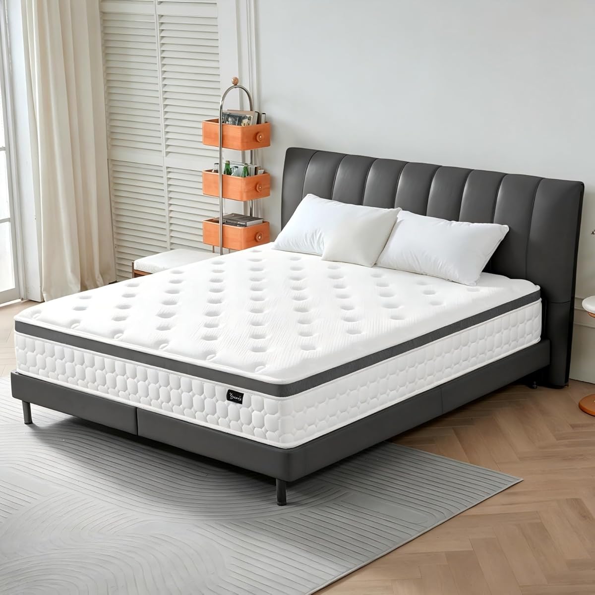 Queen Mattress, 12 Inch Hybrid Queen Size Mattress - Memory Foam & Individually Pocket Coils Springs | Pressure Relief | Motion Isolation, Edge Support | CertiPUR-US Certified | Medium Firm