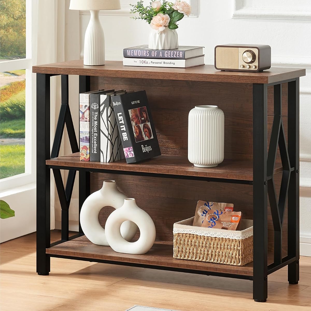 Bookshelf, 3-Tier Rustic Short Bookshelf, Industrial Shelf Bookcase with Engineered Wood Shelves, Low Bookcase with Storage, Small Shelf for Living Room, Bedroom and Office, Rustic Brown