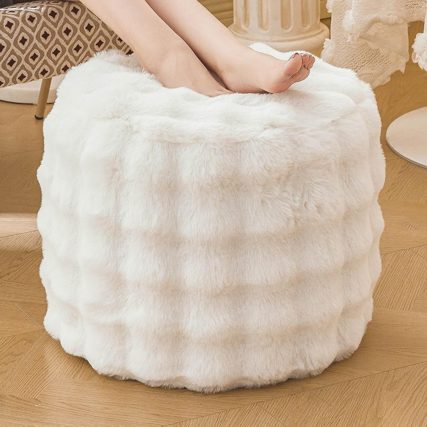 Faux Rabbit Fur round Inflatable Pouf Ottoman, 20 X 16 Waffle Bubble Fluffy Fuzzy Floor Poufs Foot Rest for Adults Kids Girls, Furry Pouf Chair Foot Stool Couch Home Decor, Anti-Slip, Beige