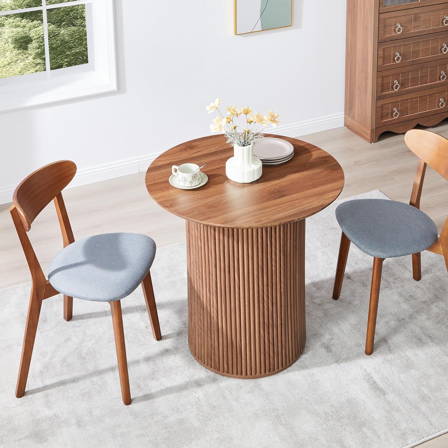 31.5" round Dining Table for 2 People, Small Kitchen Dinner Table with Fluted Wood Base, Farmhouse Circle Dining Tables for Home, Kitchen, Dining Room, Living Room (Walnut)