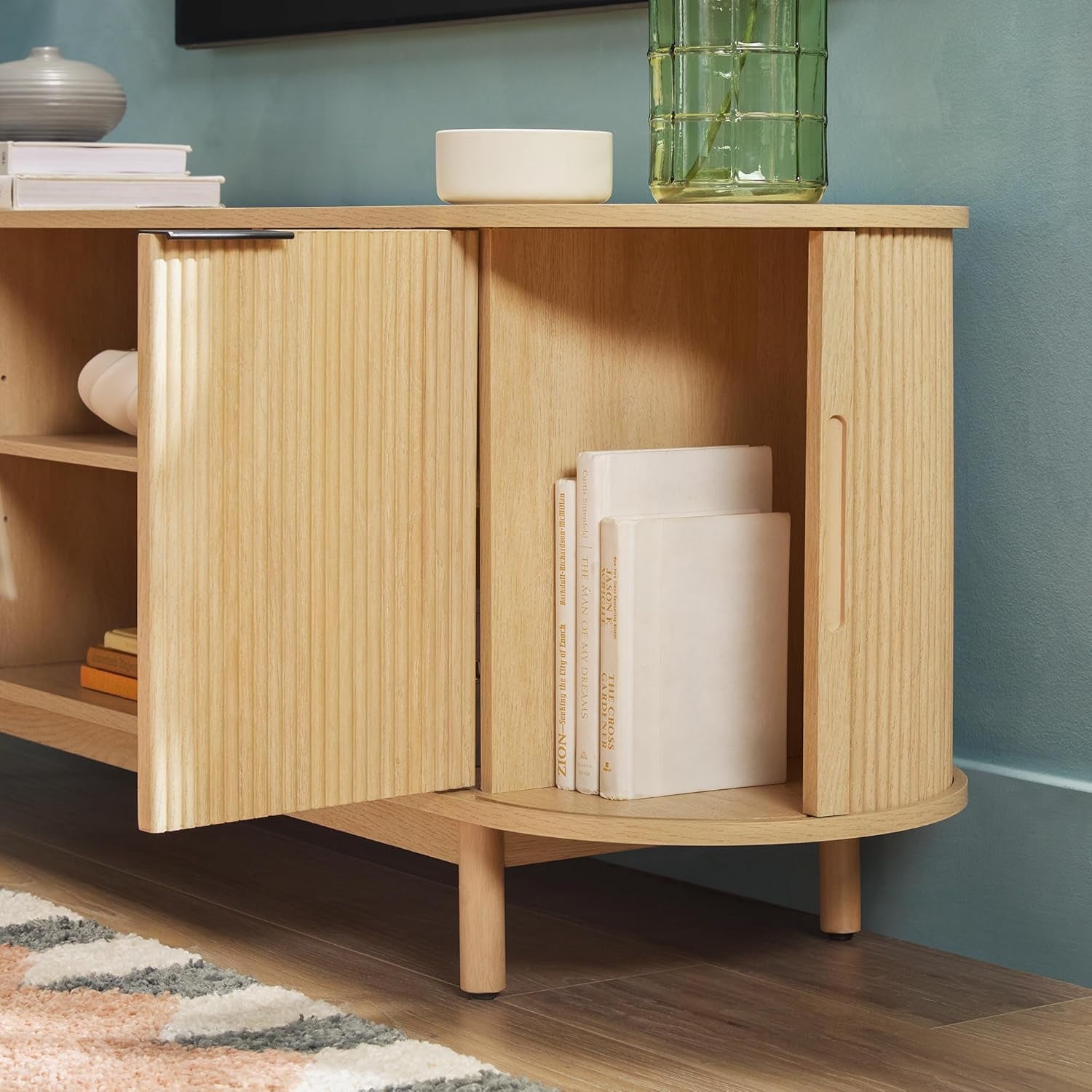 Modern Curved Reeded TV Stand for Tvs up to 70 Inches, Credenza with Sliding Doors and Adjustable Shelves, TV Stand with Cord Management Cutout, 60 Inch, Coastal Oak